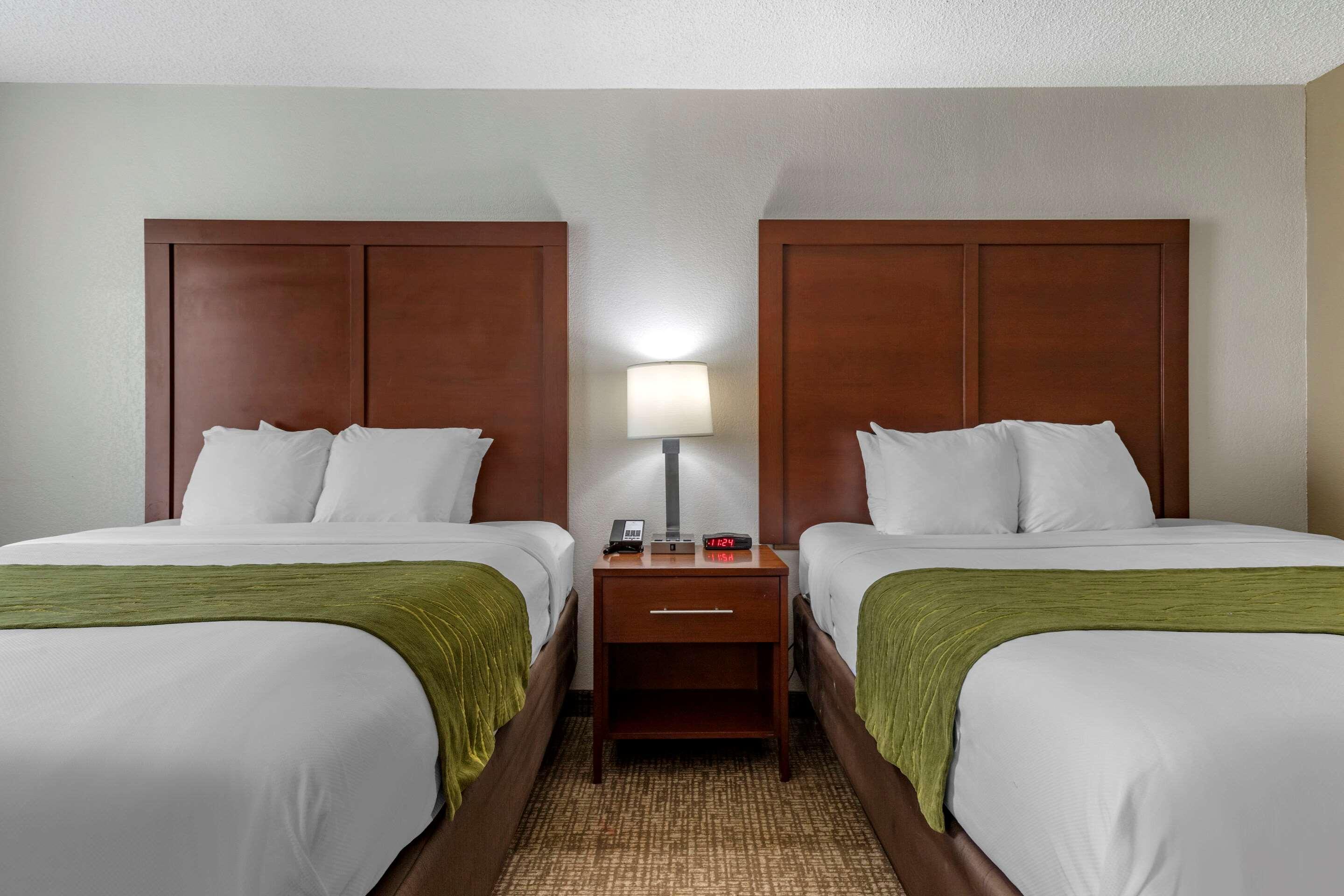 Comfort Inn Шелби Екстериор снимка