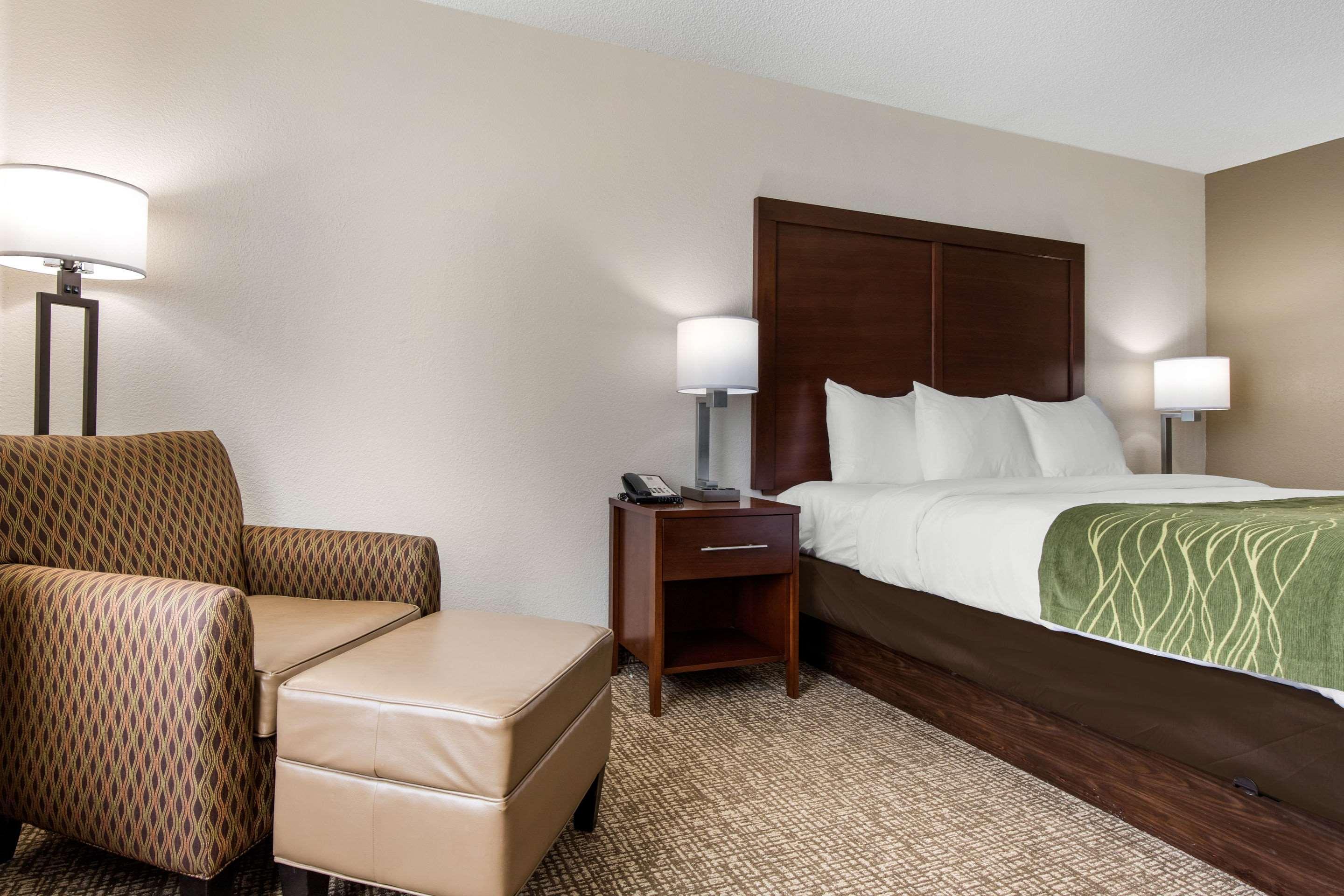 Comfort Inn Шелби Екстериор снимка
