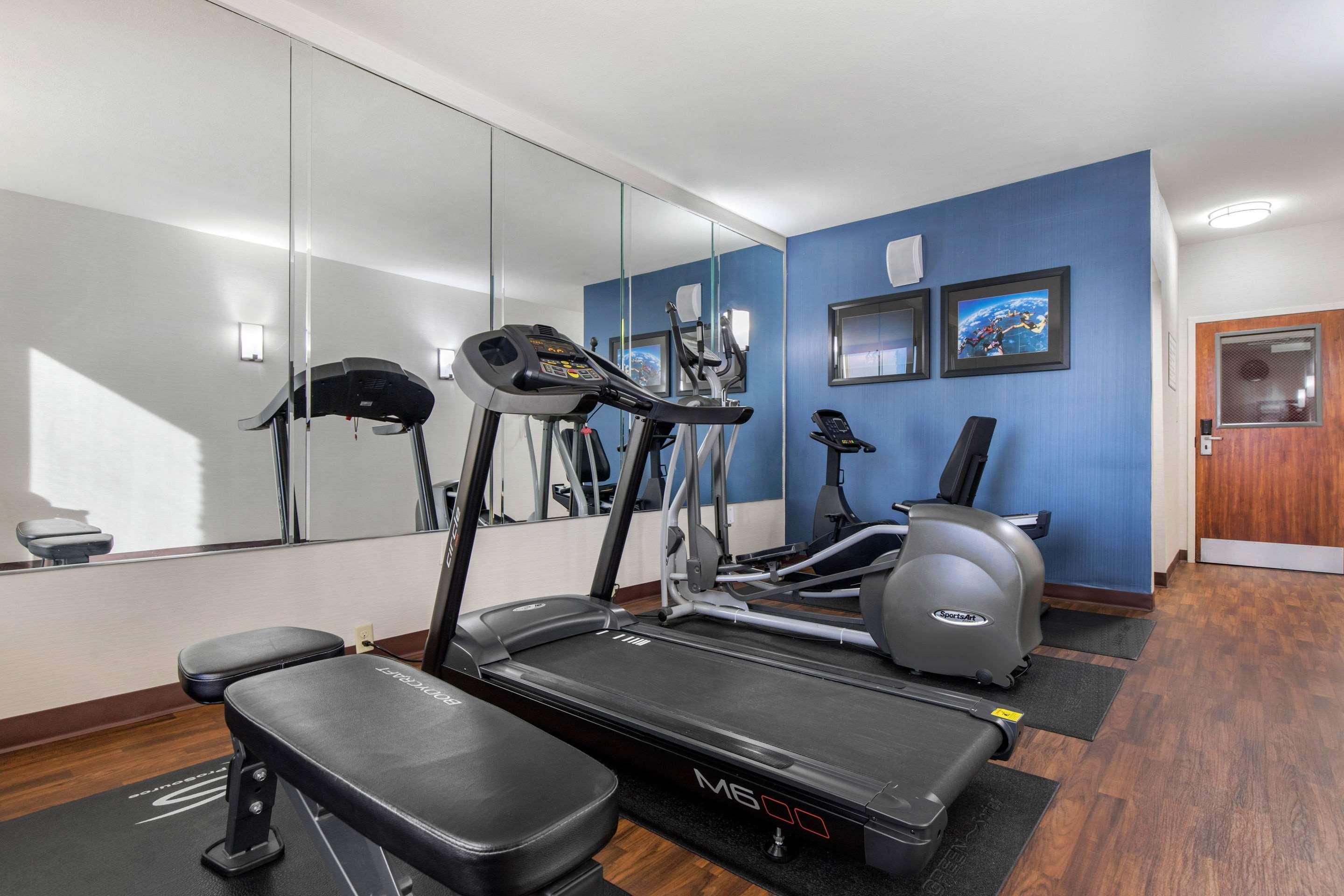 Comfort Inn Шелби Екстериор снимка