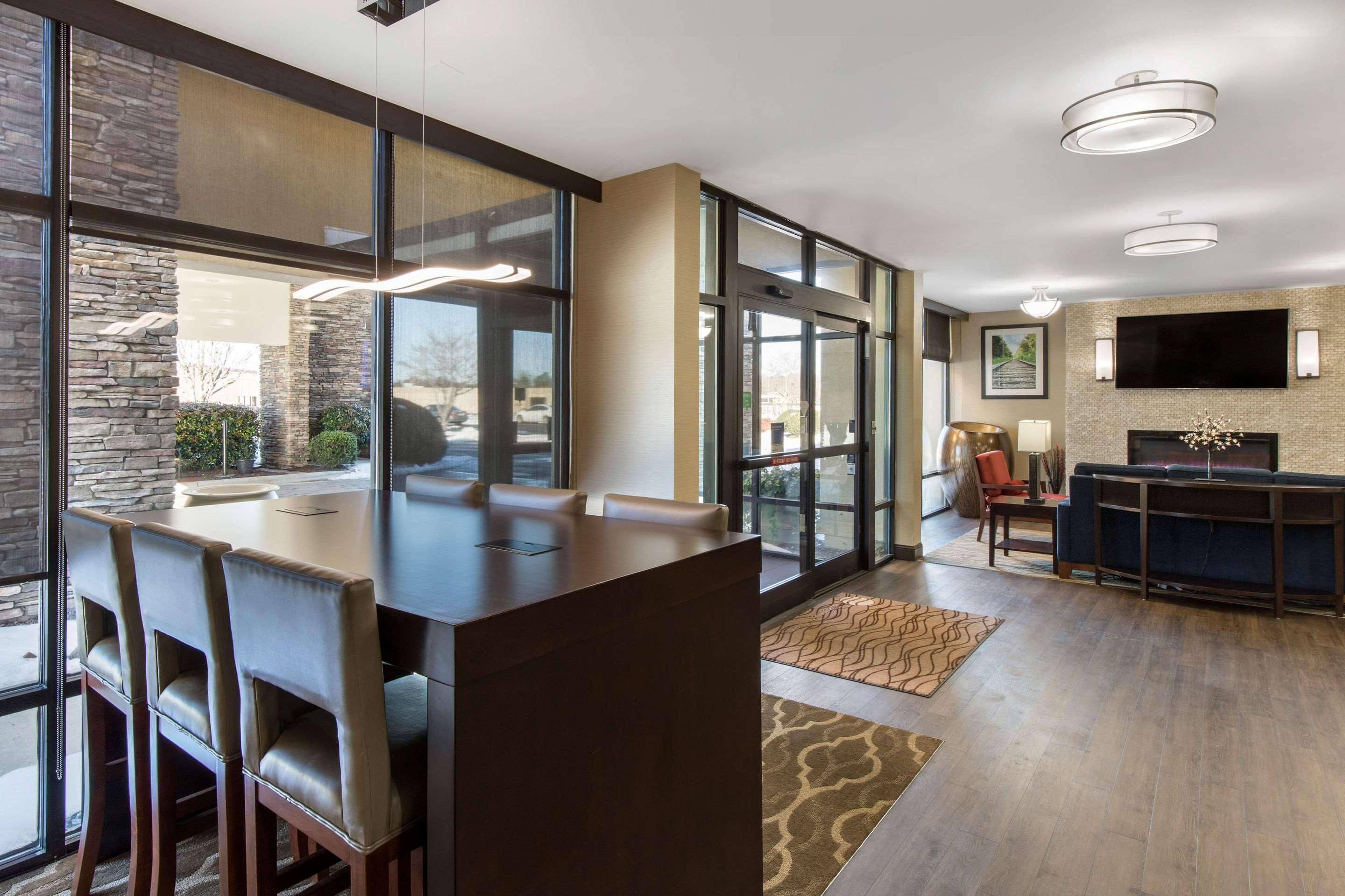Comfort Inn Шелби Екстериор снимка