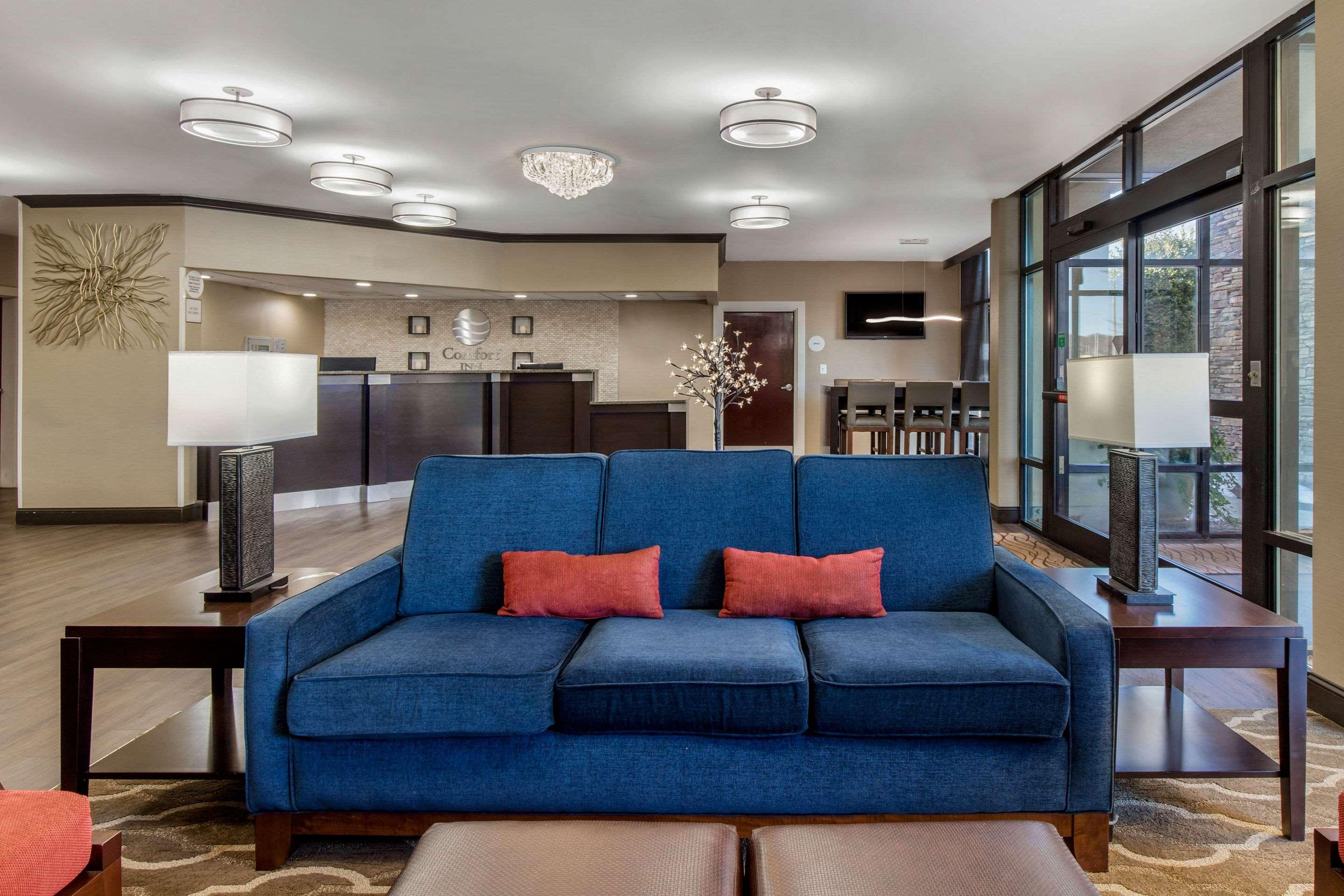 Comfort Inn Шелби Екстериор снимка