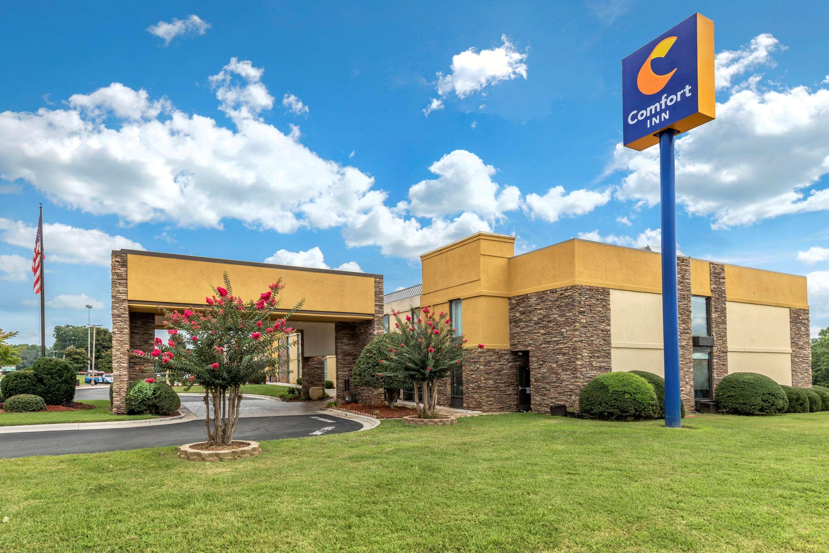 Comfort Inn Шелби Екстериор снимка