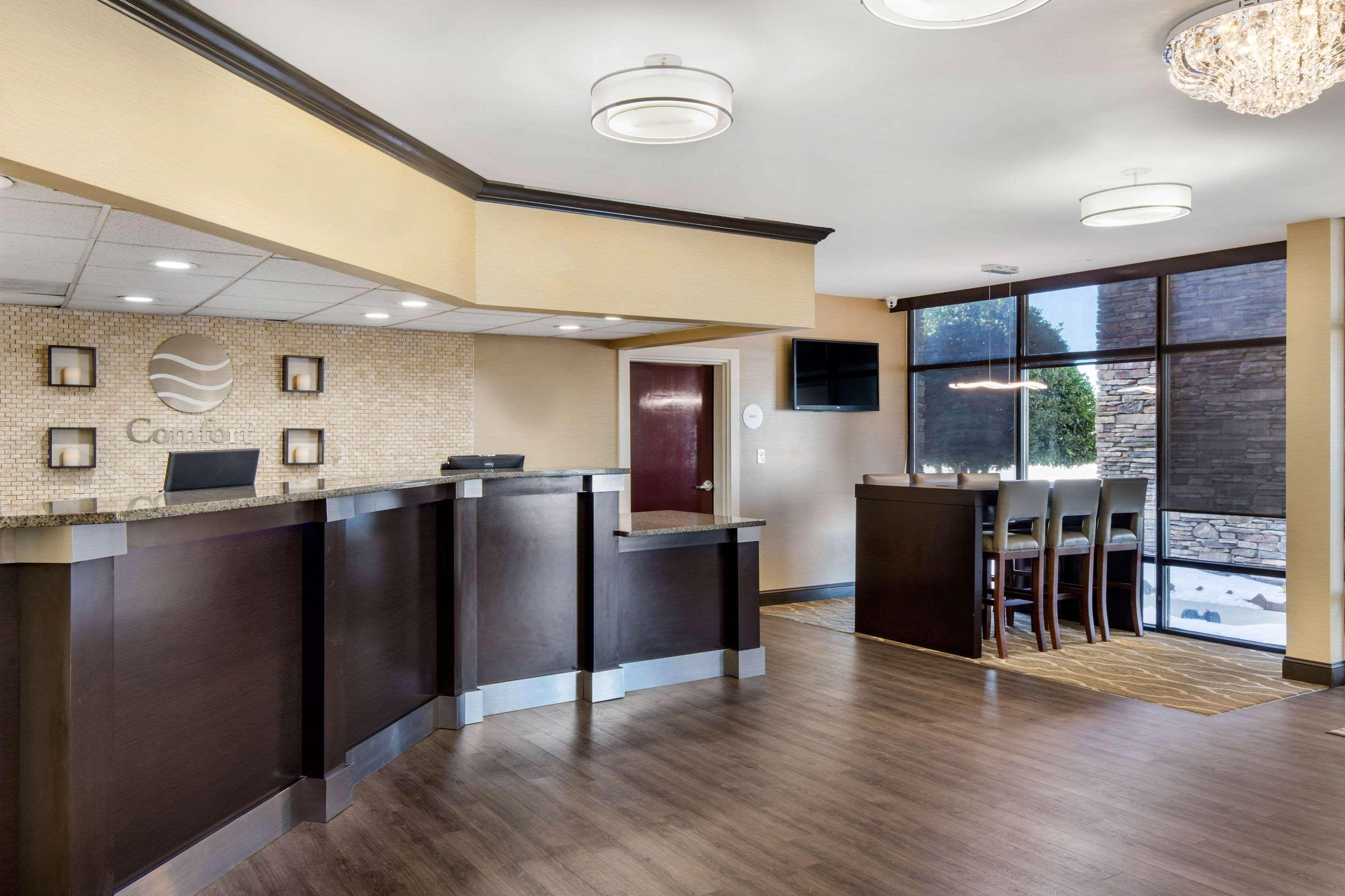 Comfort Inn Шелби Екстериор снимка