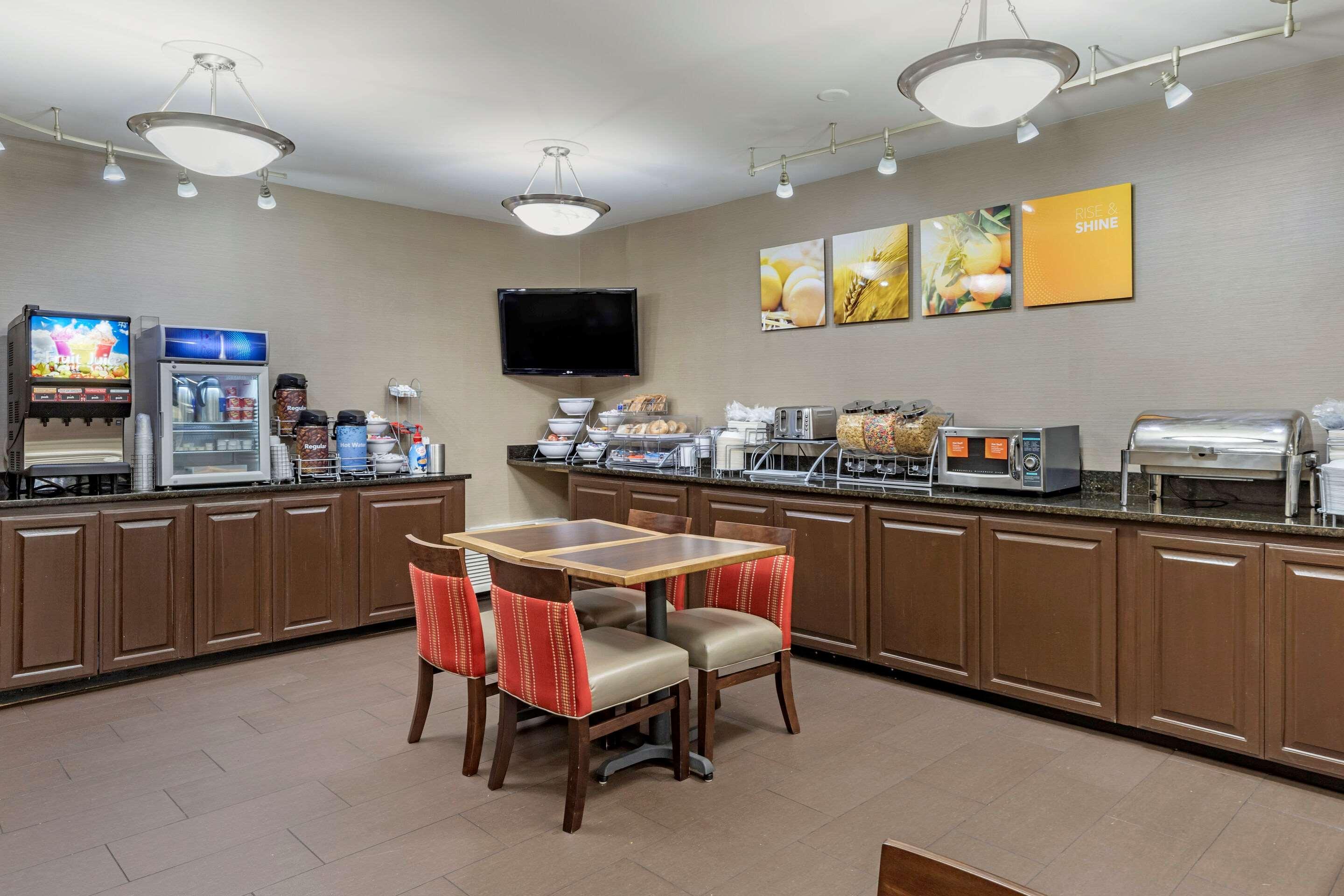 Comfort Inn Шелби Екстериор снимка