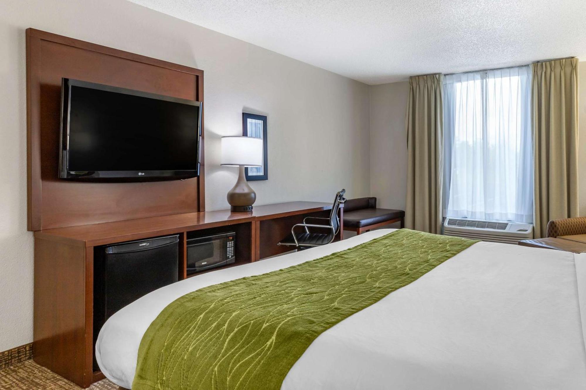Comfort Inn Шелби Екстериор снимка